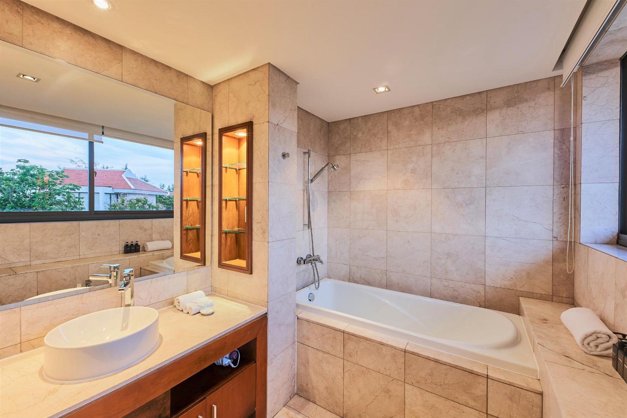 Deluxe Beach Villas By Danatrip Đà Nẵng Phòng bức ảnh